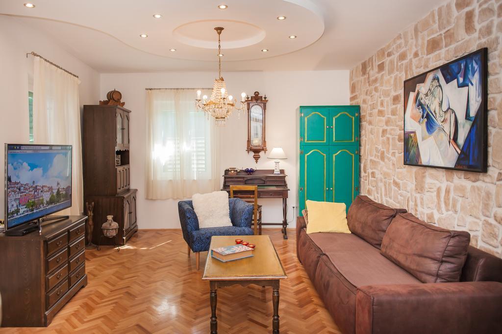 Apartments Laurus Šibenik Exterior foto